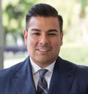 Ricardo Lara